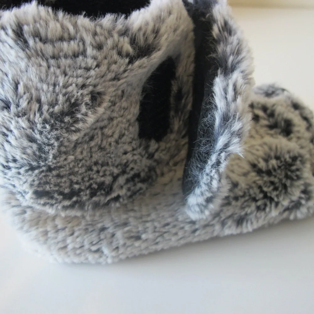 Boy Paw Foot Bootie Slippers Soft Plush Size XL (11-12)
